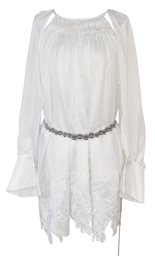 White hem embroidered long-sleeved dress