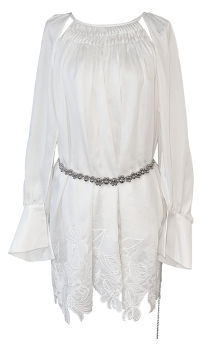 White hem embroidered long-sleeved dress