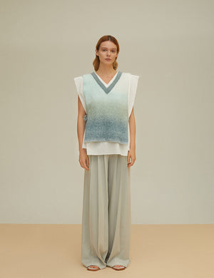 Gradient Knitted Stiching Svest