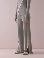 Front split knit trousers