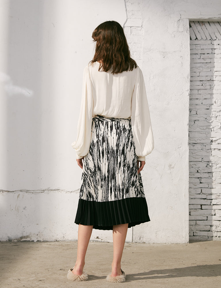 Printed Panel Pleated Skirt